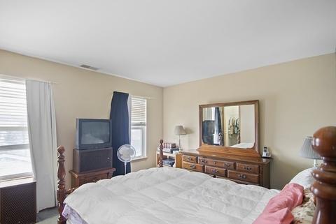 2021 Grayhawk Dr, Aurora, IL 60503 photo 23