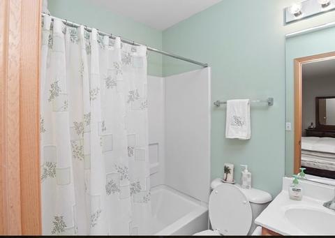 2021 Grayhawk Dr, Aurora, IL 60503 photo 22