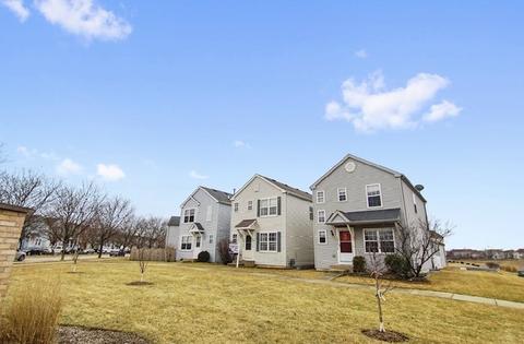 2021 Grayhawk Dr, Aurora, IL 60503 photo 3