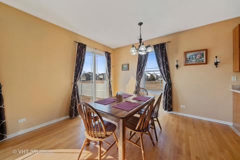 1408 Blume Dr, Elgin, IL 60124 photo 9