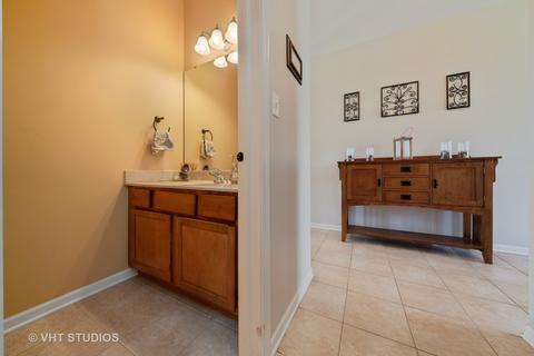 1408 Blume Dr, Elgin, IL 60124 photo 25