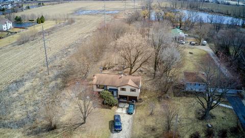9507 S Carls Dr, Plainfield, IL 60585 photo 3