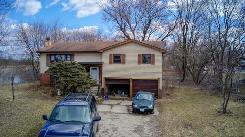9507 S Carls Dr, Plainfield, IL 60585 photo 2