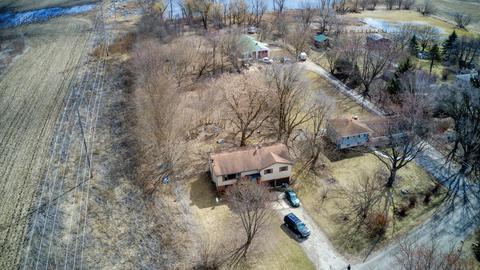 9507 S Carls Dr, Plainfield, IL 60585 photo 4