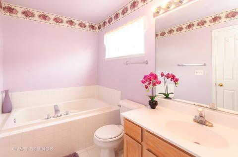 403 Whitmore Trl, Mchenry, IL 60050 photo 6