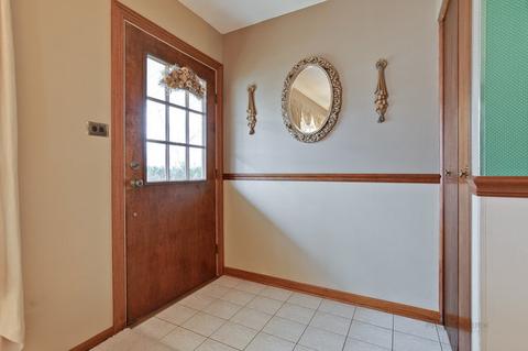 415 Frederick Ln, Hoffman Estates, IL 60169 photo 5