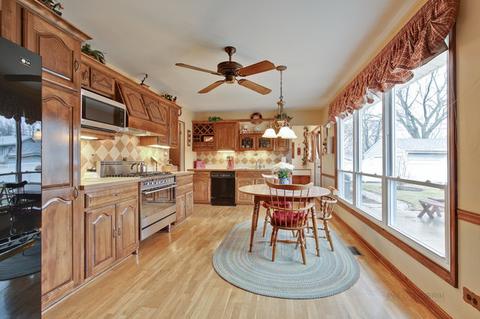 415 Frederick Ln, Hoffman Estates, IL 60169 photo 14