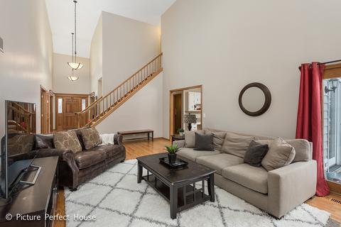 1042 Robbins Ct, Wheaton, IL 60187 photo 8