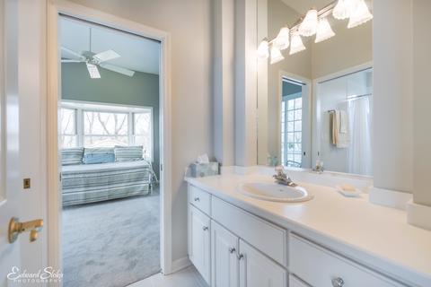 1008 Bay Rd, Mchenry, IL 60051 photo 24
