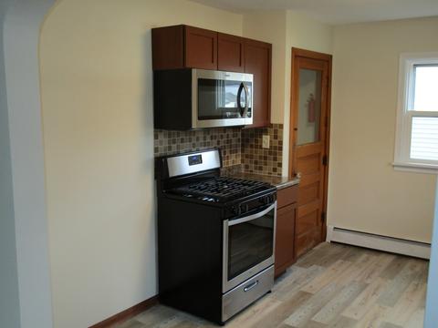 105 E Metzen St, Harvard, IL 60033 photo 6