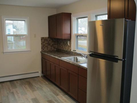 105 E Metzen St, Harvard, IL 60033 photo 5
