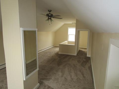 105 E Metzen St, Harvard, IL 60033 photo 10