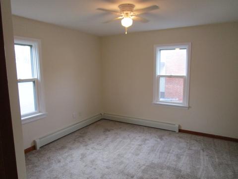 105 E Metzen St, Harvard, IL 60033 photo 14