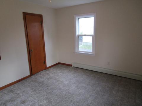 105 E Metzen St, Harvard, IL 60033 photo 13