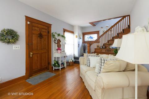 671 Oak St, Elgin, IL 60123 photo 8