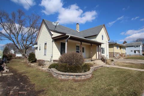 505 W Diggins St, Harvard, IL 60033 photo 2
