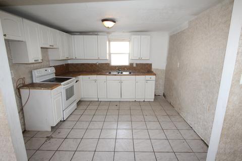 505 W Diggins St, Harvard, IL 60033 photo 11