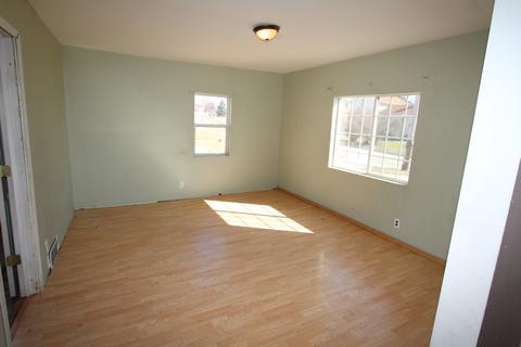 505 W Diggins St, Harvard, IL 60033 photo 6