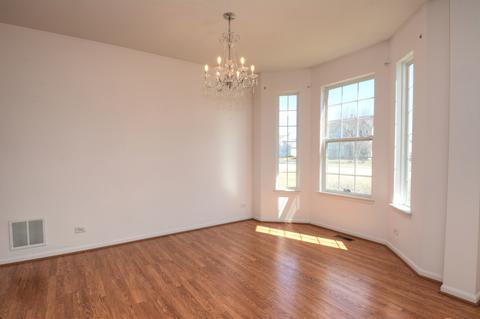 1792 Barnett Ln, Bartlett, IL 60103 photo 6