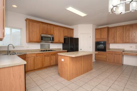 1792 Barnett Ln, Bartlett, IL 60103 photo 13
