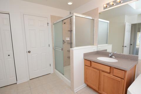 1792 Barnett Ln, Bartlett, IL 60103 photo 23