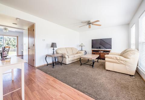 723 Keller St, Plano, IL 60545 photo 4