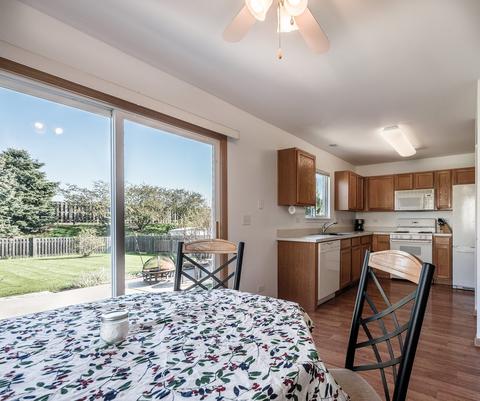 723 Keller St, Plano, IL 60545 photo 9