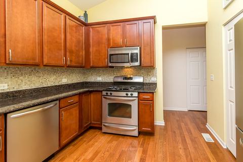 976 Oak Ridge Blvd, Elgin, IL 60120 photo 11