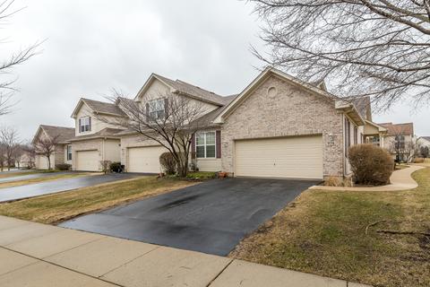 976 Oak Ridge Blvd, Elgin, IL 60120 photo 2