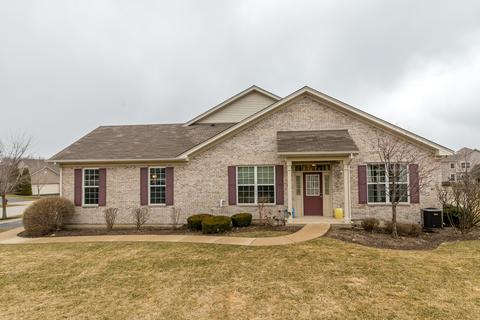 976 Oak Ridge Blvd, Elgin, IL 60120 photo 3