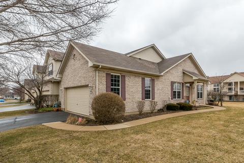 976 Oak Ridge Blvd, Elgin, IL 60120 photo 1