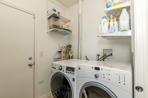 976 Oak Ridge Blvd, Elgin, IL 60120 photo 26