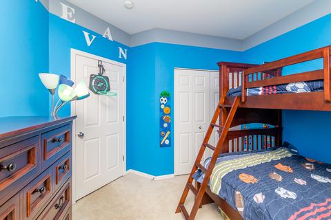 976 Oak Ridge Blvd, Elgin, IL 60120 photo 23