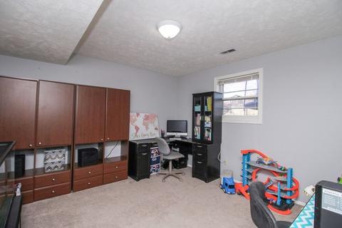 110 Cheltenham Dr, Normal, IL 61761 photo 29