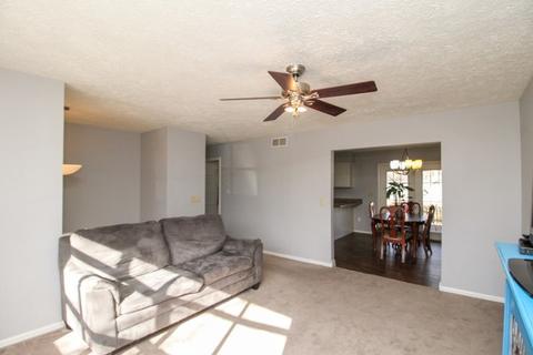 110 Cheltenham Dr, Normal, IL 61761 photo 5
