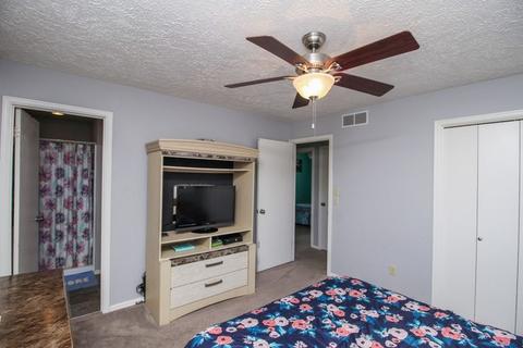 110 Cheltenham Dr, Normal, IL 61761 photo 20