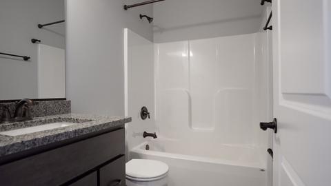 2 Hidden Grove Ln, Spring Valley, IL 61362 photo 27
