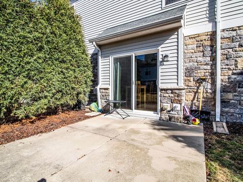 104 Devoe Dr, Oswego, IL 60543 photo 25