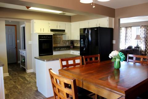 710 Bishop Ct, Bradley, IL 60915 photo 8