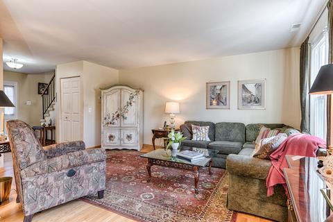 1024 Devonshire Ave, Naperville, IL 60540 photo 4