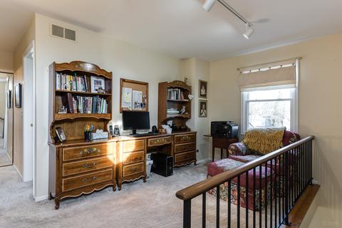 1024 Devonshire Ave, Naperville, IL 60540 photo 16