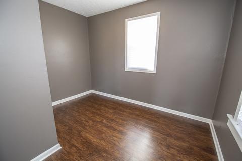 817 Kane St, Aurora, IL 60505 photo 9