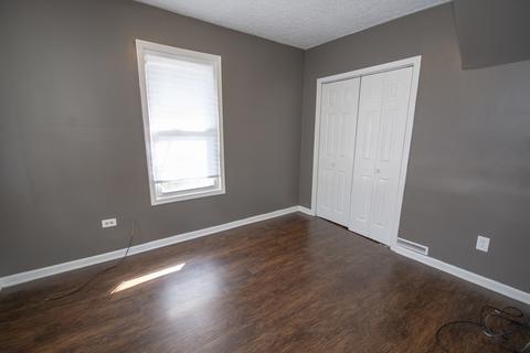 817 Kane St, Aurora, IL 60505 photo 8