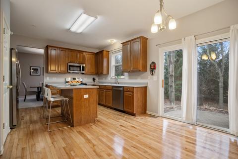 1510 Maureen Dr, Hoffman Estates, IL 60192 photo 5