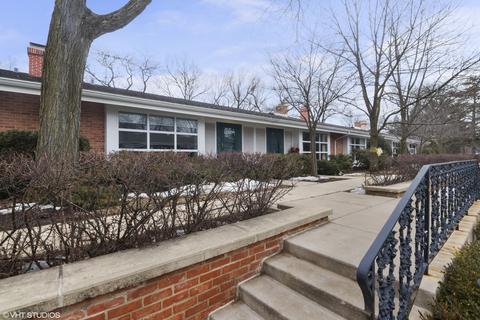 649 Spring Rd, Glenview, IL 60025 photo 2