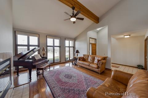 2185 Charlotte Ct, Wheaton, IL 60189 photo 3