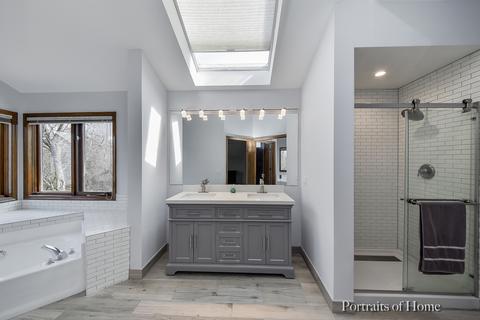 2185 Charlotte Ct, Wheaton, IL 60189 photo 13