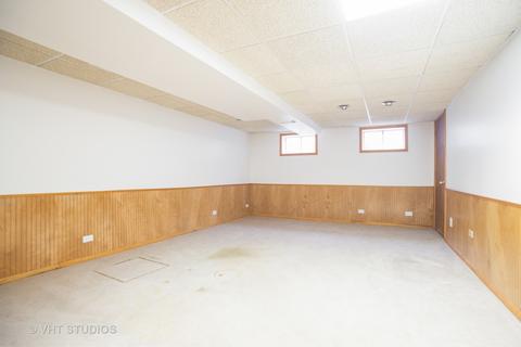 424 Tracy Ter, Des Plaines, IL 60016 photo 15