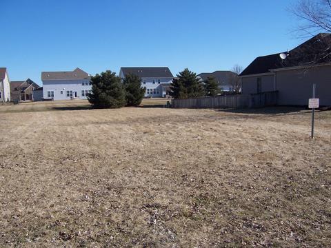 1392 Lance Ave, Elburn, IL 60119 photo 2