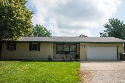7 Truman Ct, Philo, IL 61864 photo 1